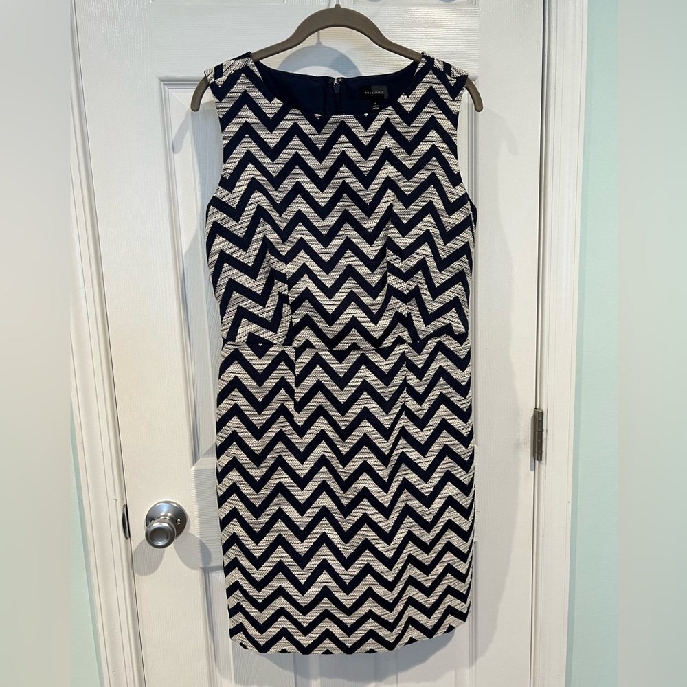 The Limited Sleeveless Dress Sz 8